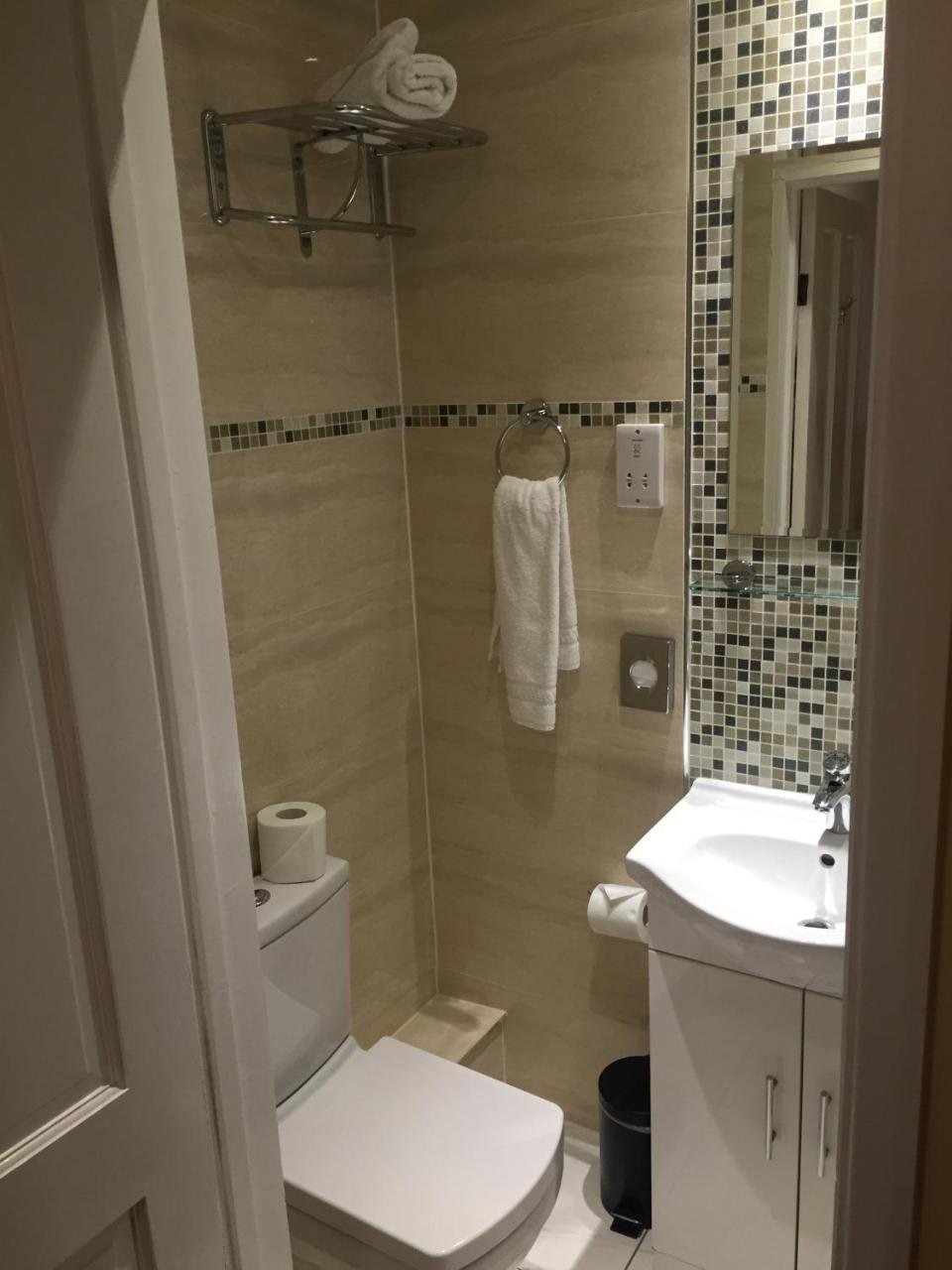 Photo of Single Room #2