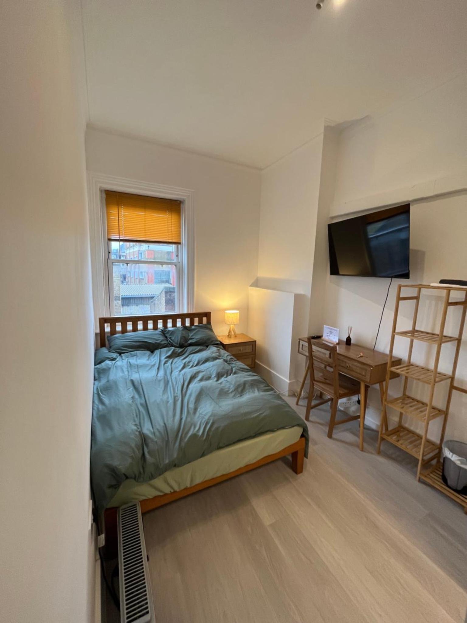 Camden BNB photo 1