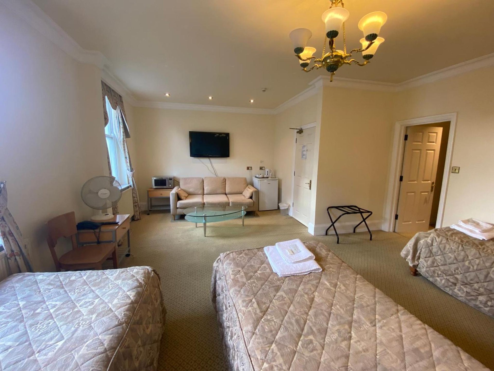 The Brompton Hotel photo 3