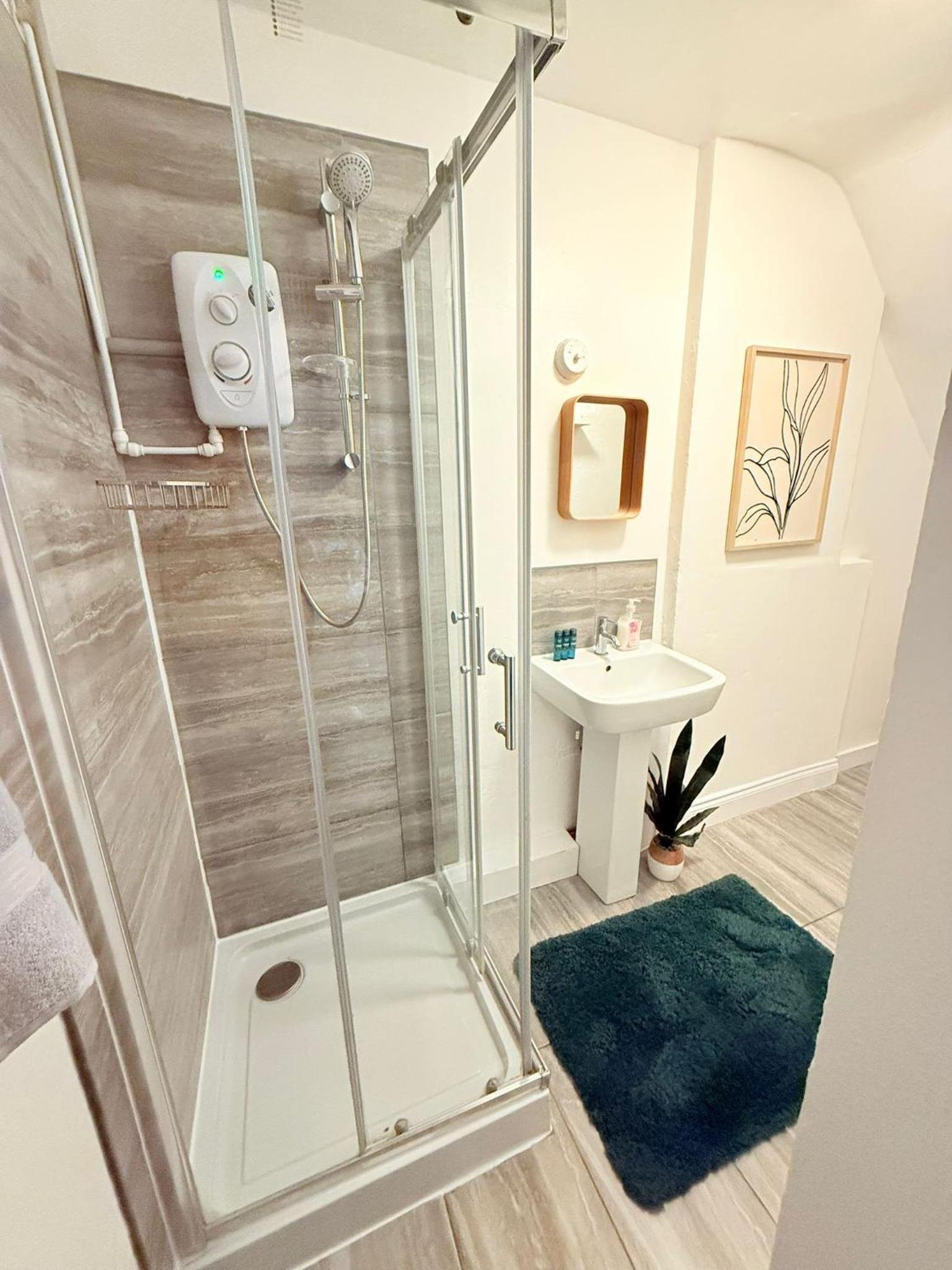 London Tower Bridge Guest Rooms-72 photo 2