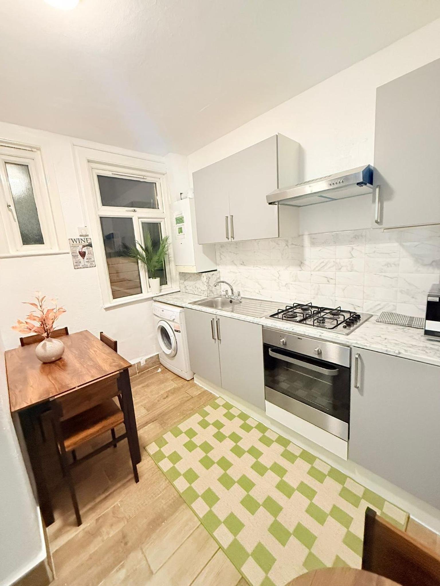 London Tower Bridge Guest Rooms-72 photo 3