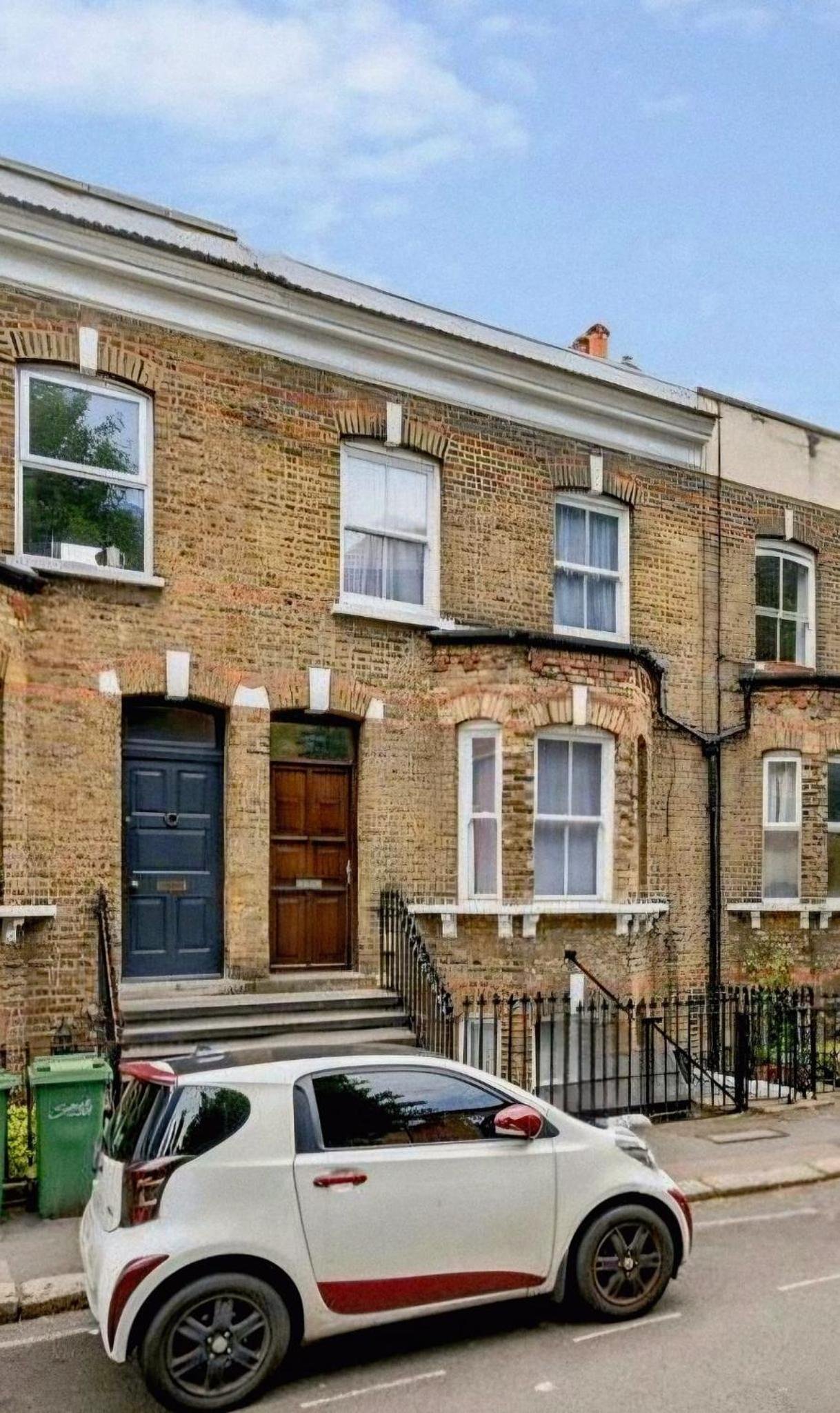 Bright 4 double bedroom victorian house photo 4