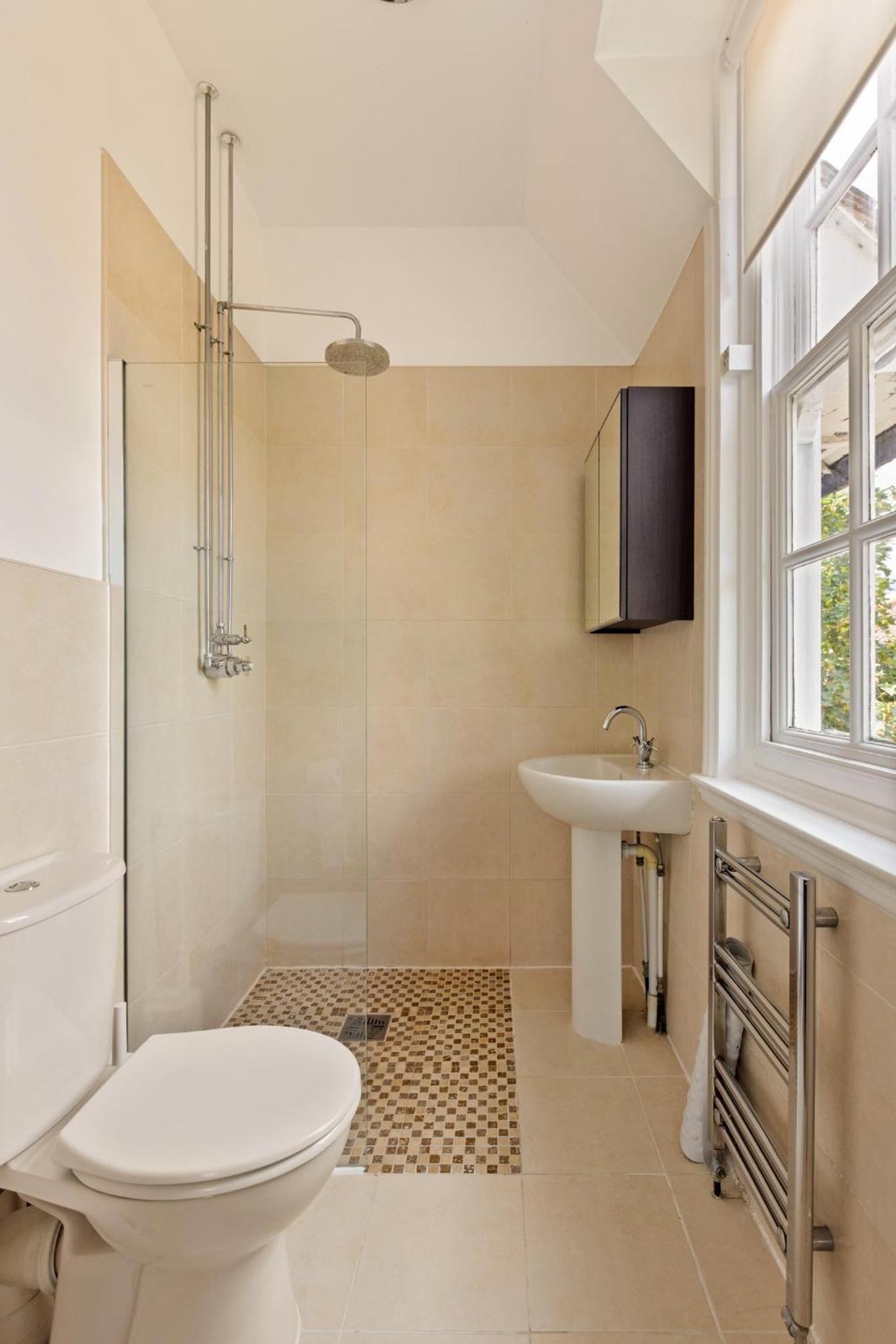 The Vicarage Tooting, SW17 photo 2