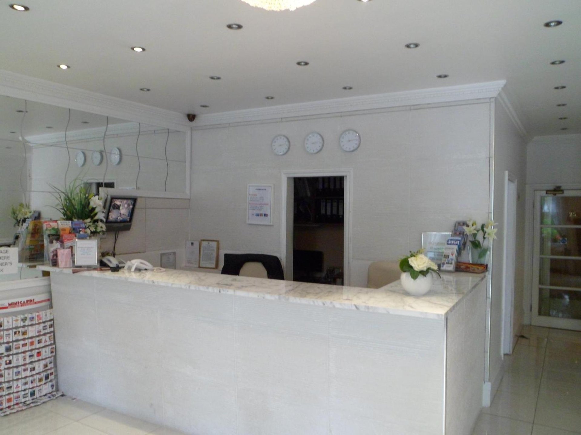Haven Hotel photo 3