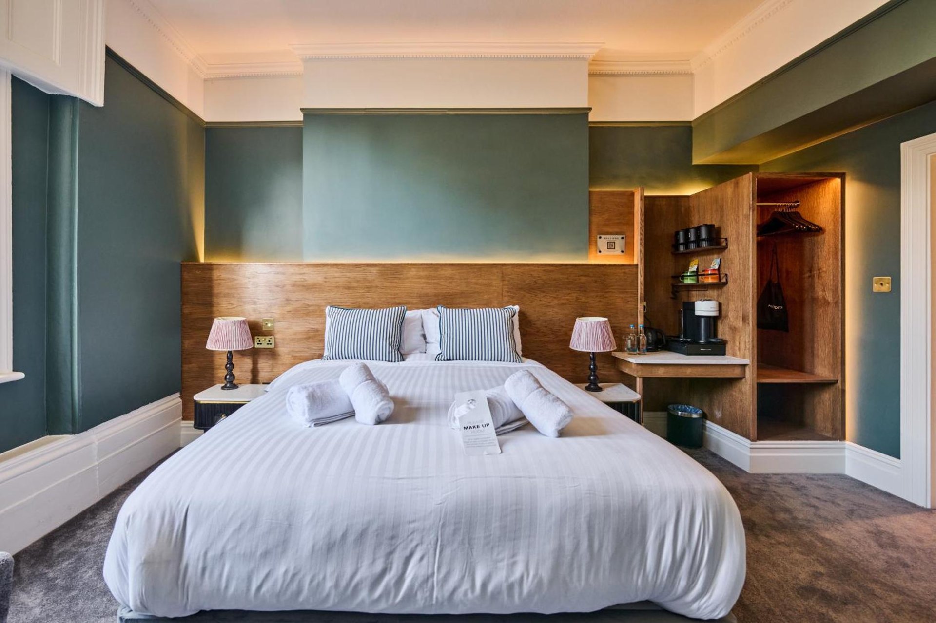 The Crown Pub & Guesthouse photo 1