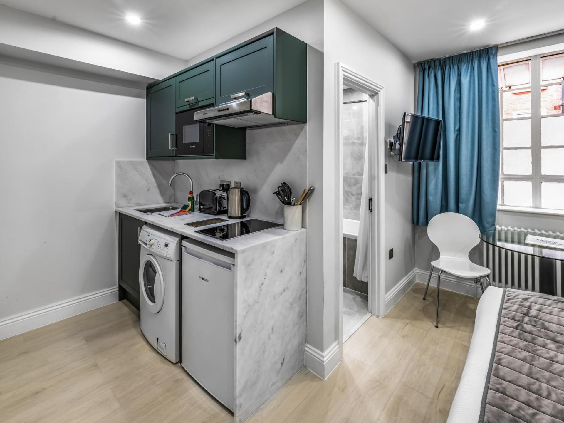 Chelsea Cloisters Serviced Apartments photo 3