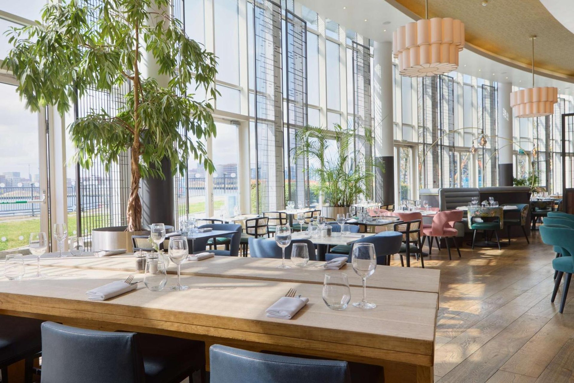 DoubleTree By Hilton London Excel photo 3
