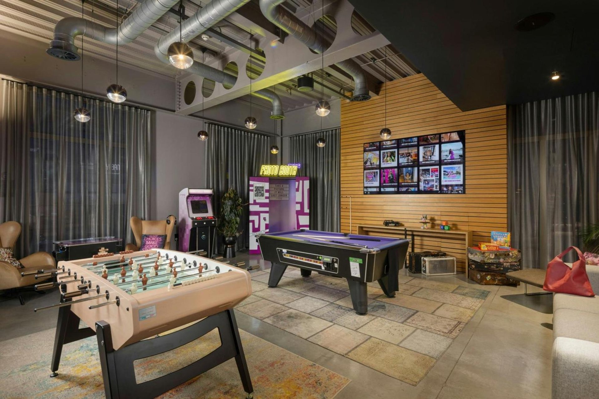 Moxy London Excel photo 4