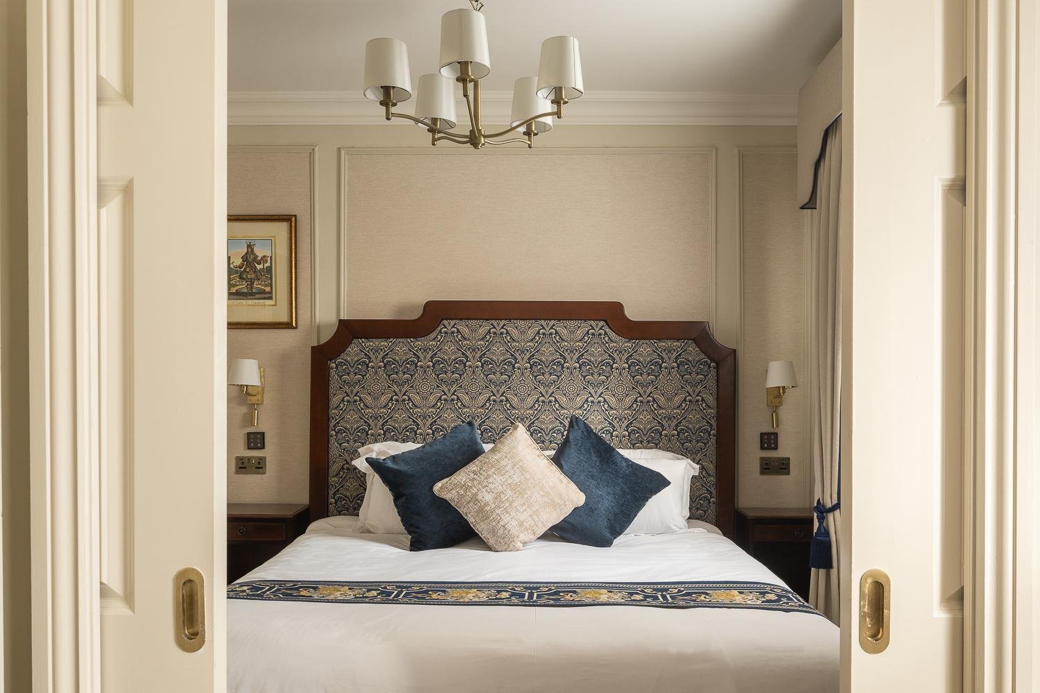 The Leonard Hotel photo 1