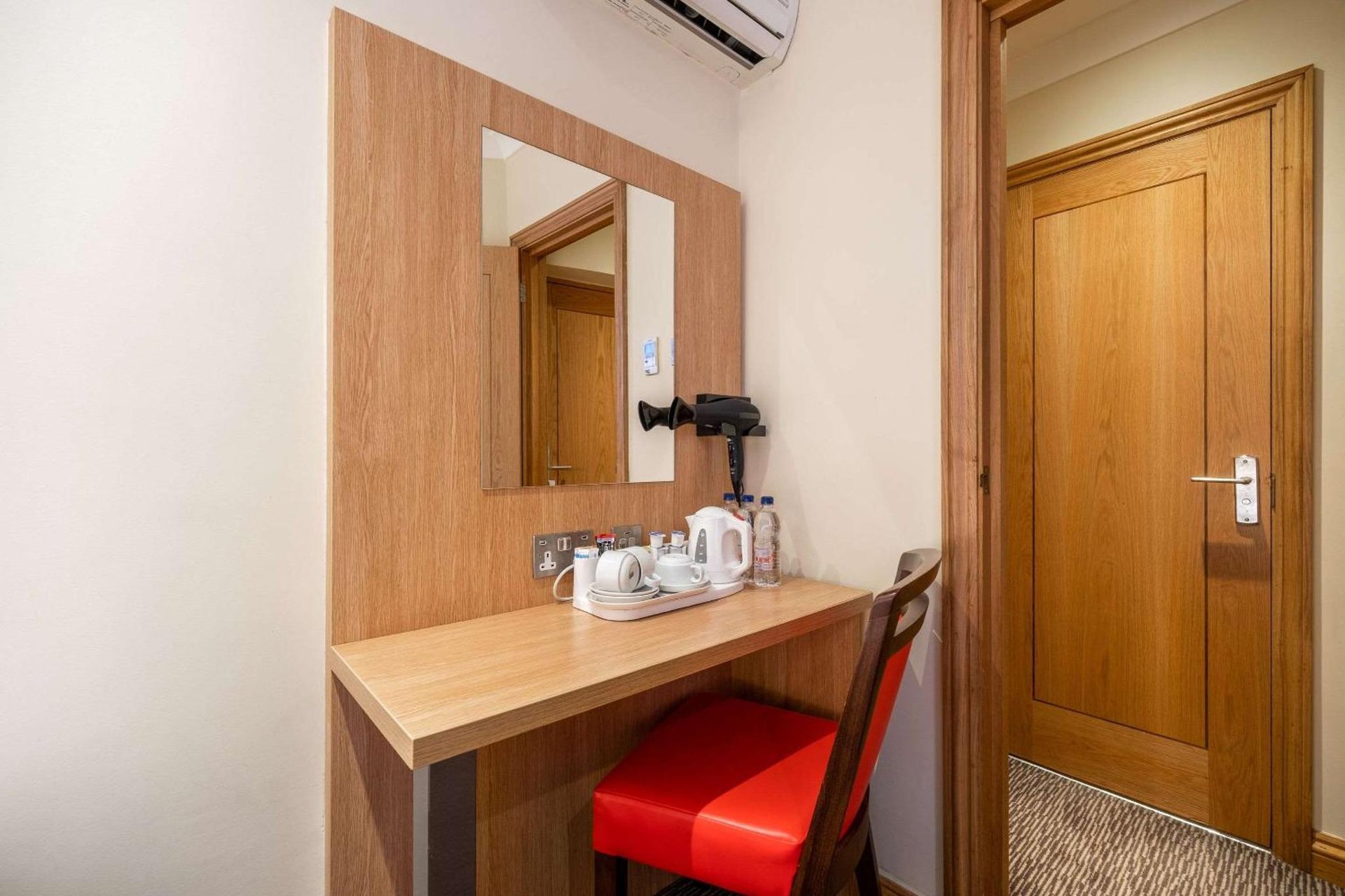 Comfort Inn Hyde Park photo 2