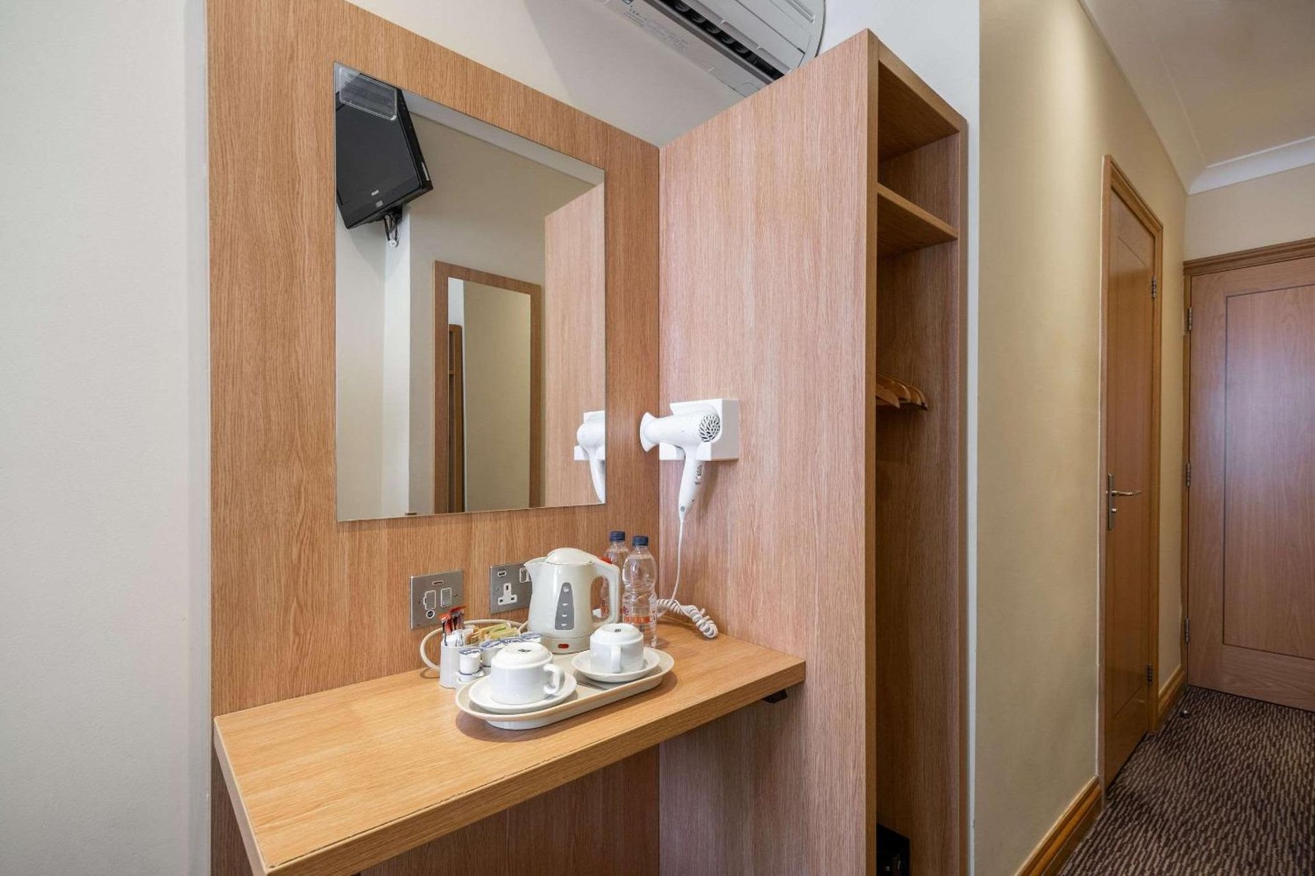 Comfort Inn Hyde Park photo 4