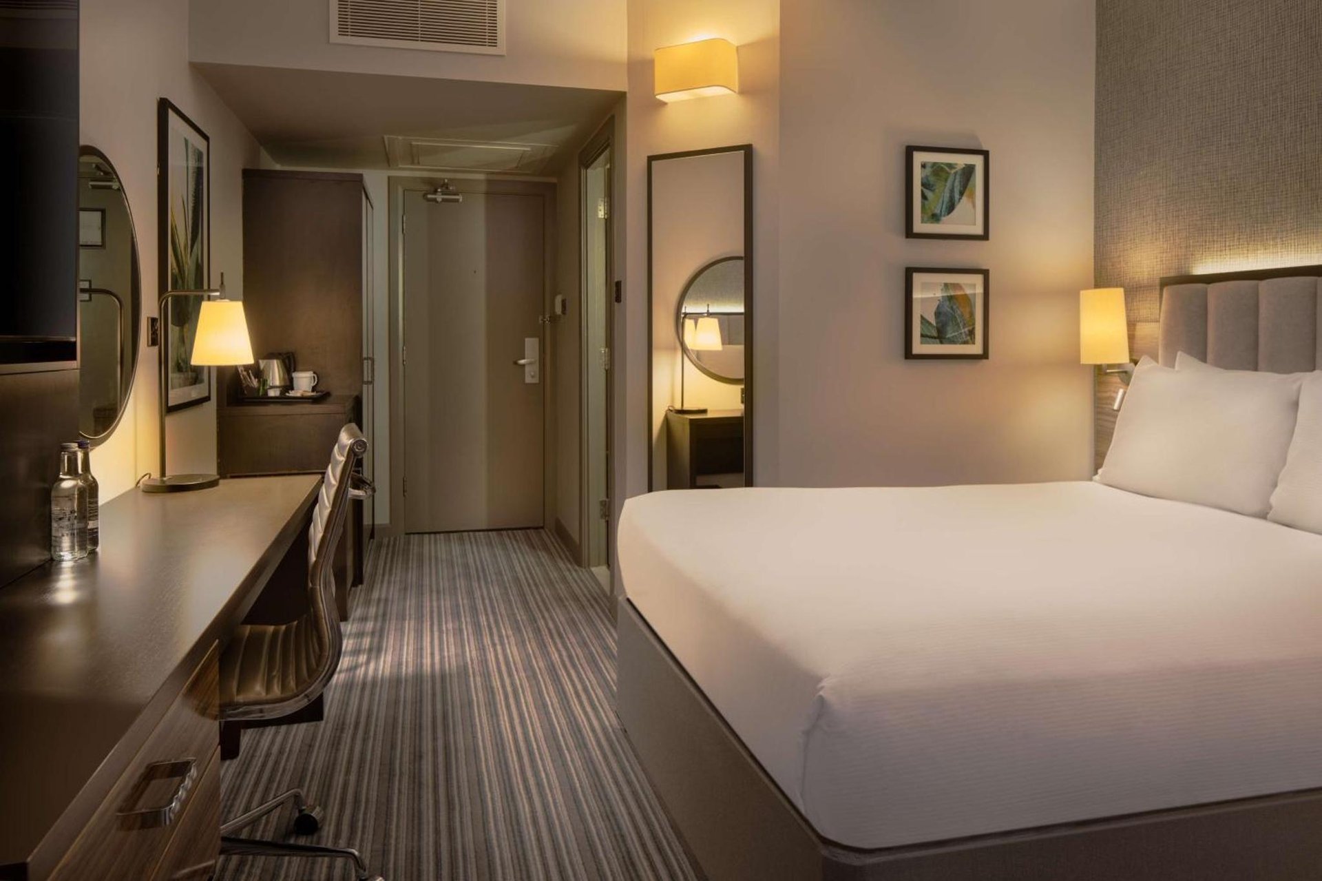 DoubleTree by Hilton London Chelsea photo 1