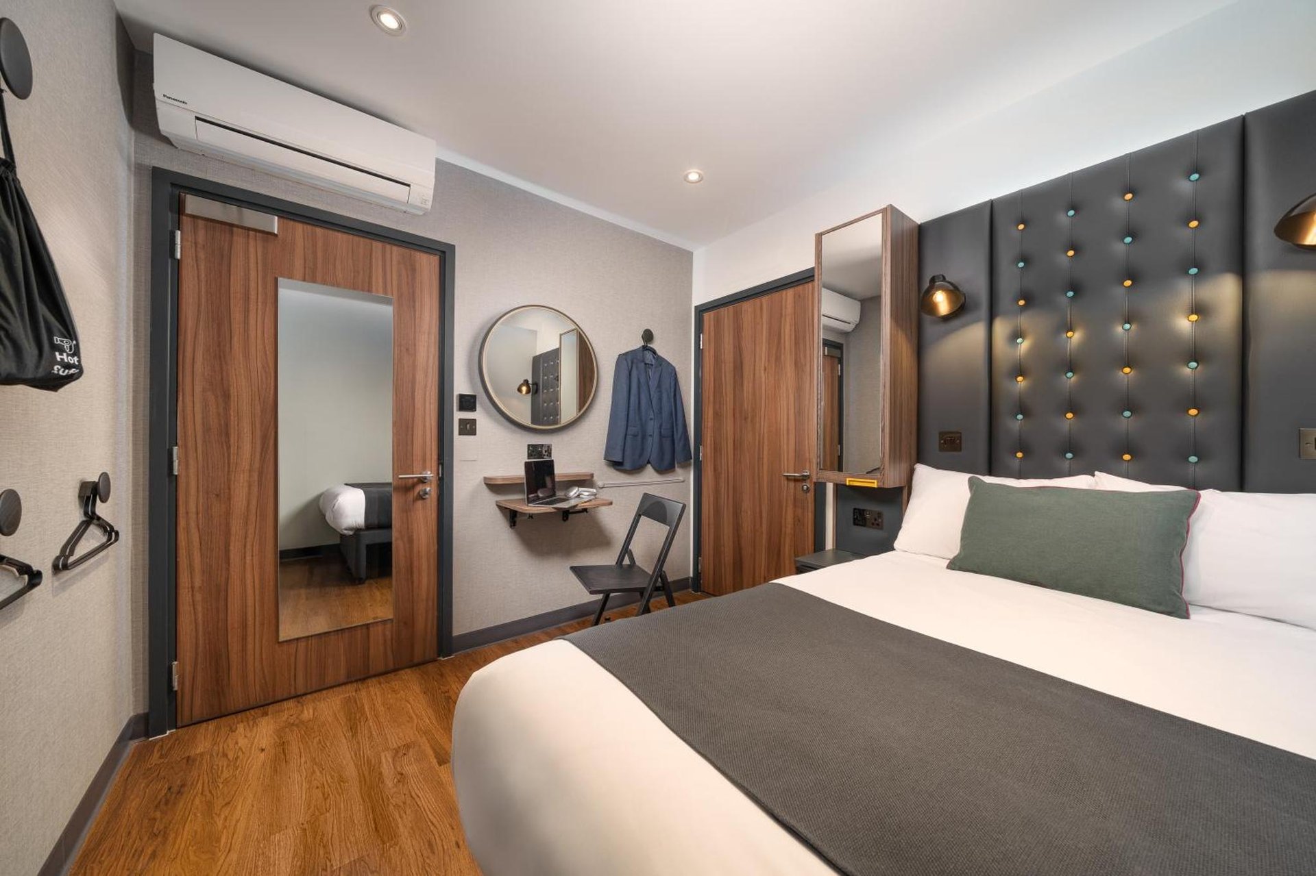 Point A Hotel London Westminster photo 1