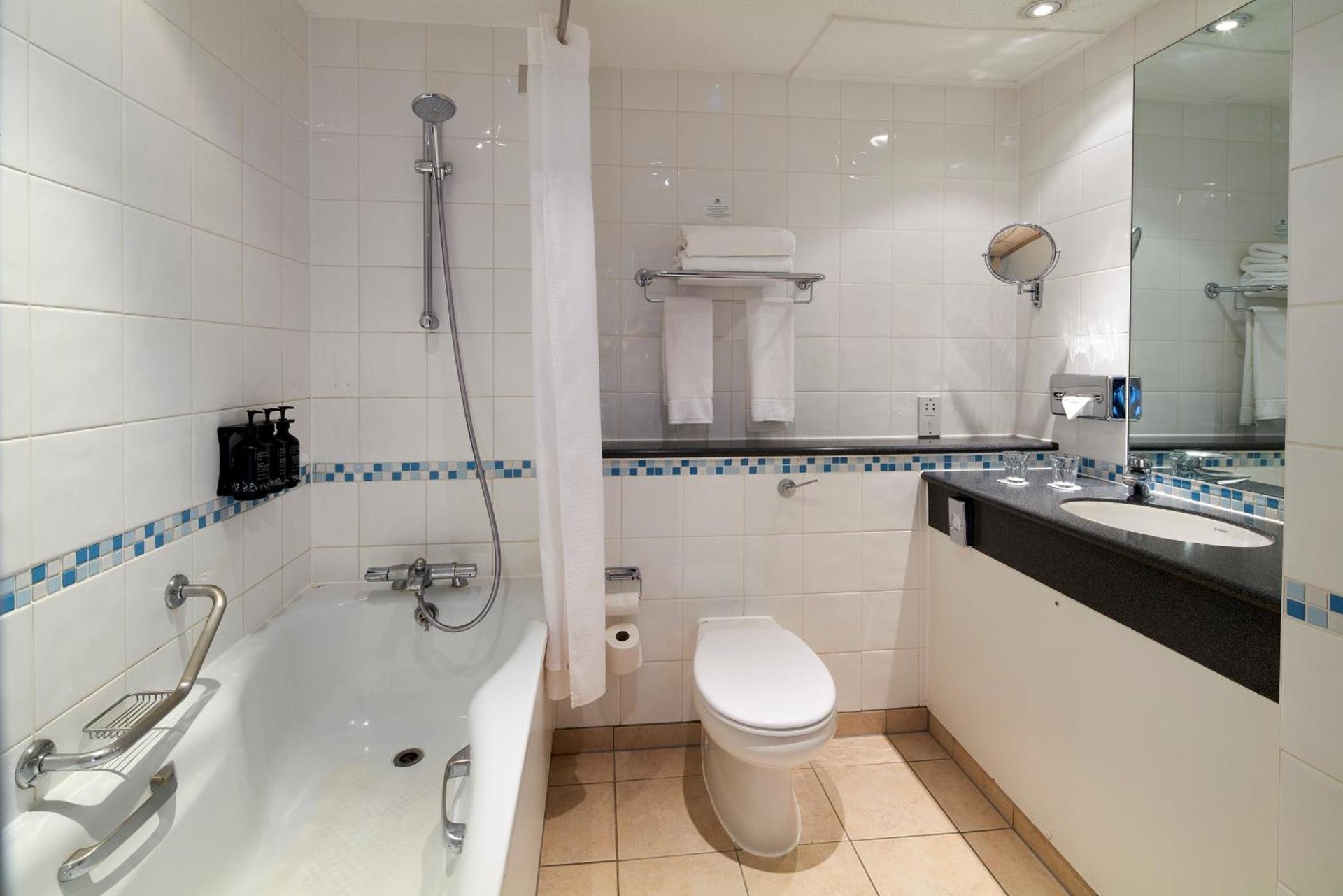 Holiday Inn London Bloomsbury by IHG photo 3
