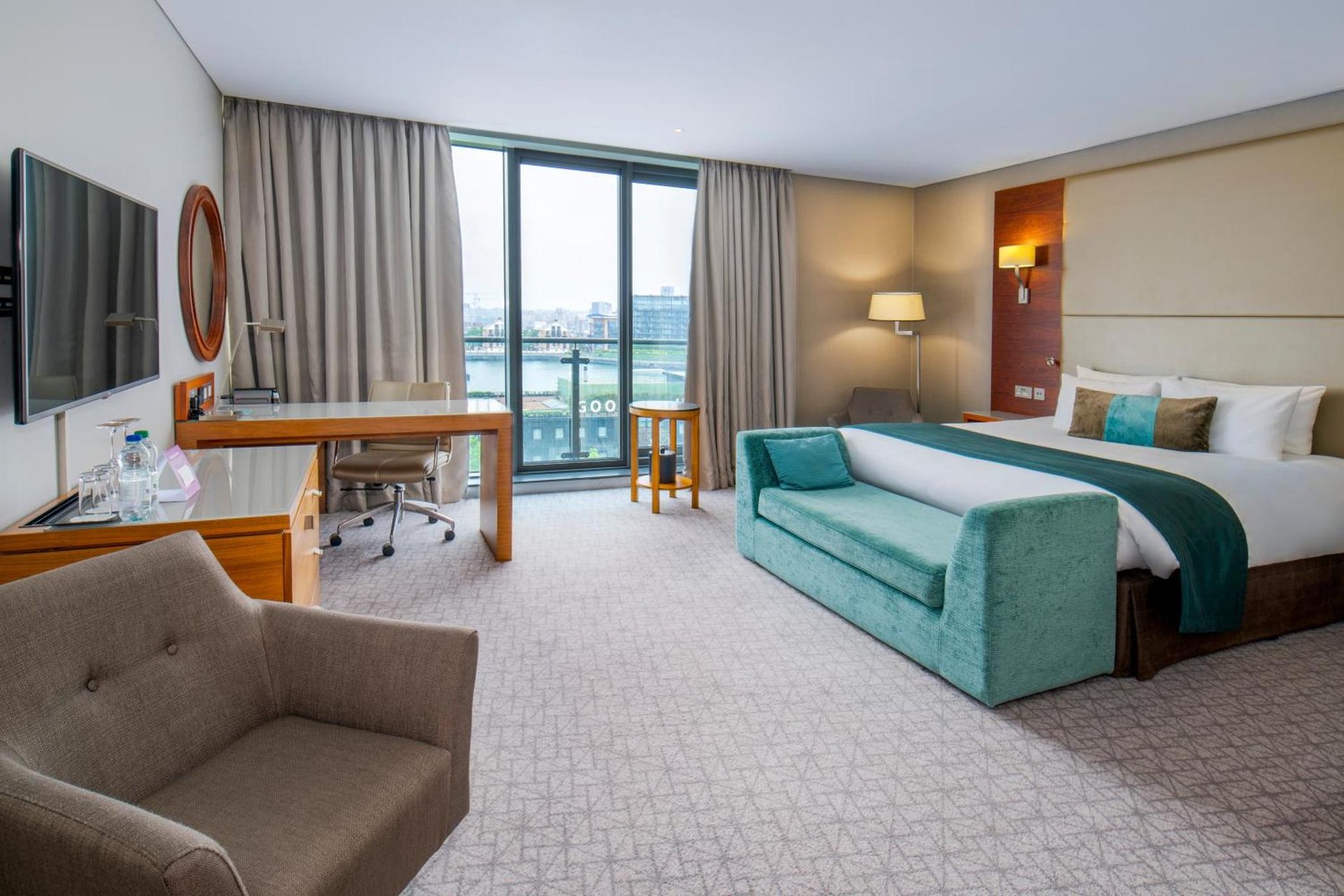 Crowne Plaza London - Docklands by IHG photo 1