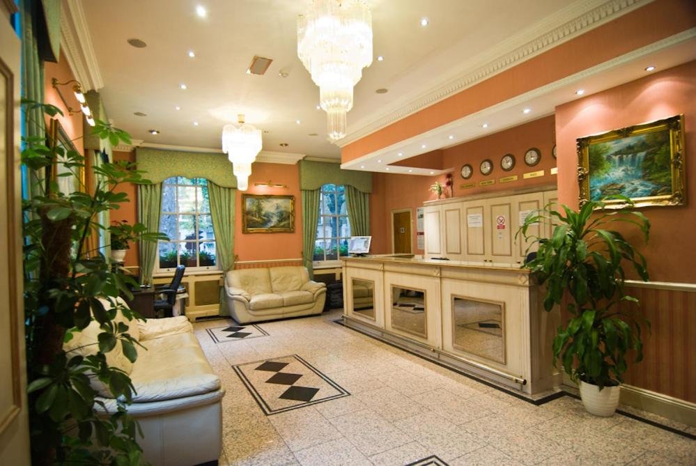 Alexandra Hotel photo 4