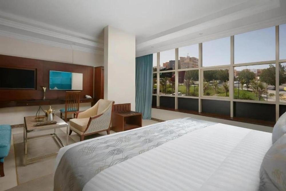 Photo of Deluxe Suite #5