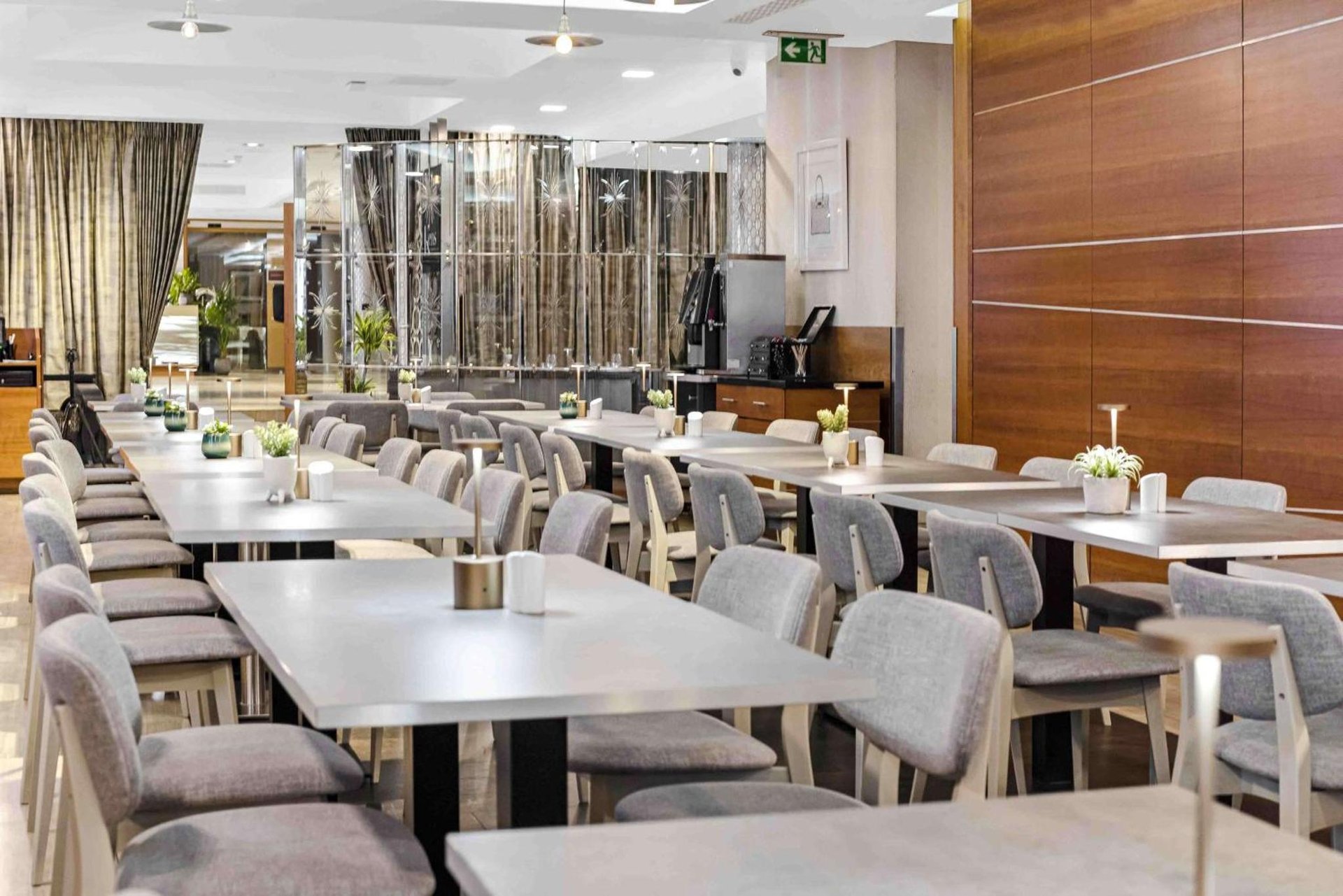 Doubletree By Hilton London Kensington photo 3
