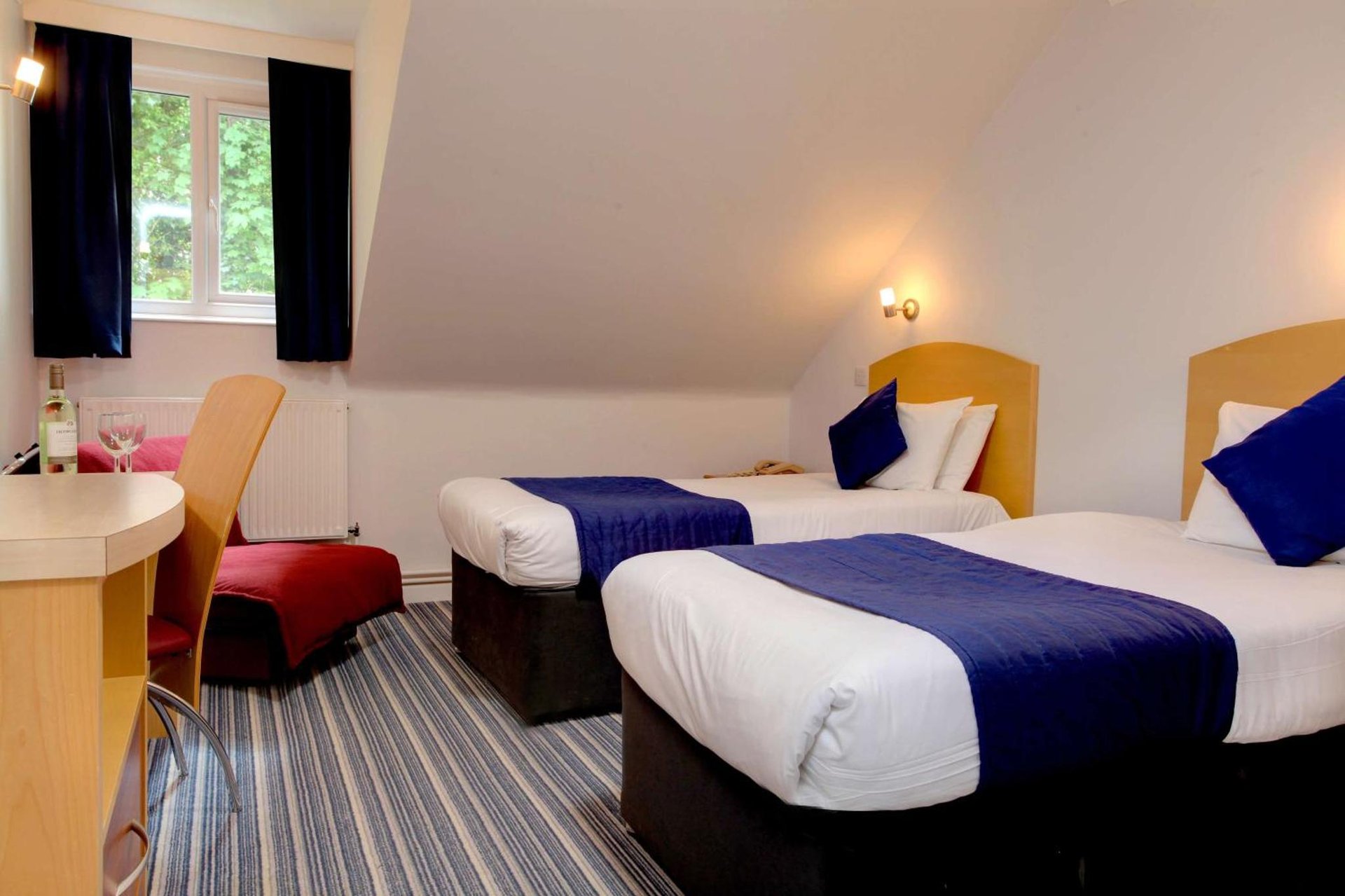 Photo of Standard Twin Room #2