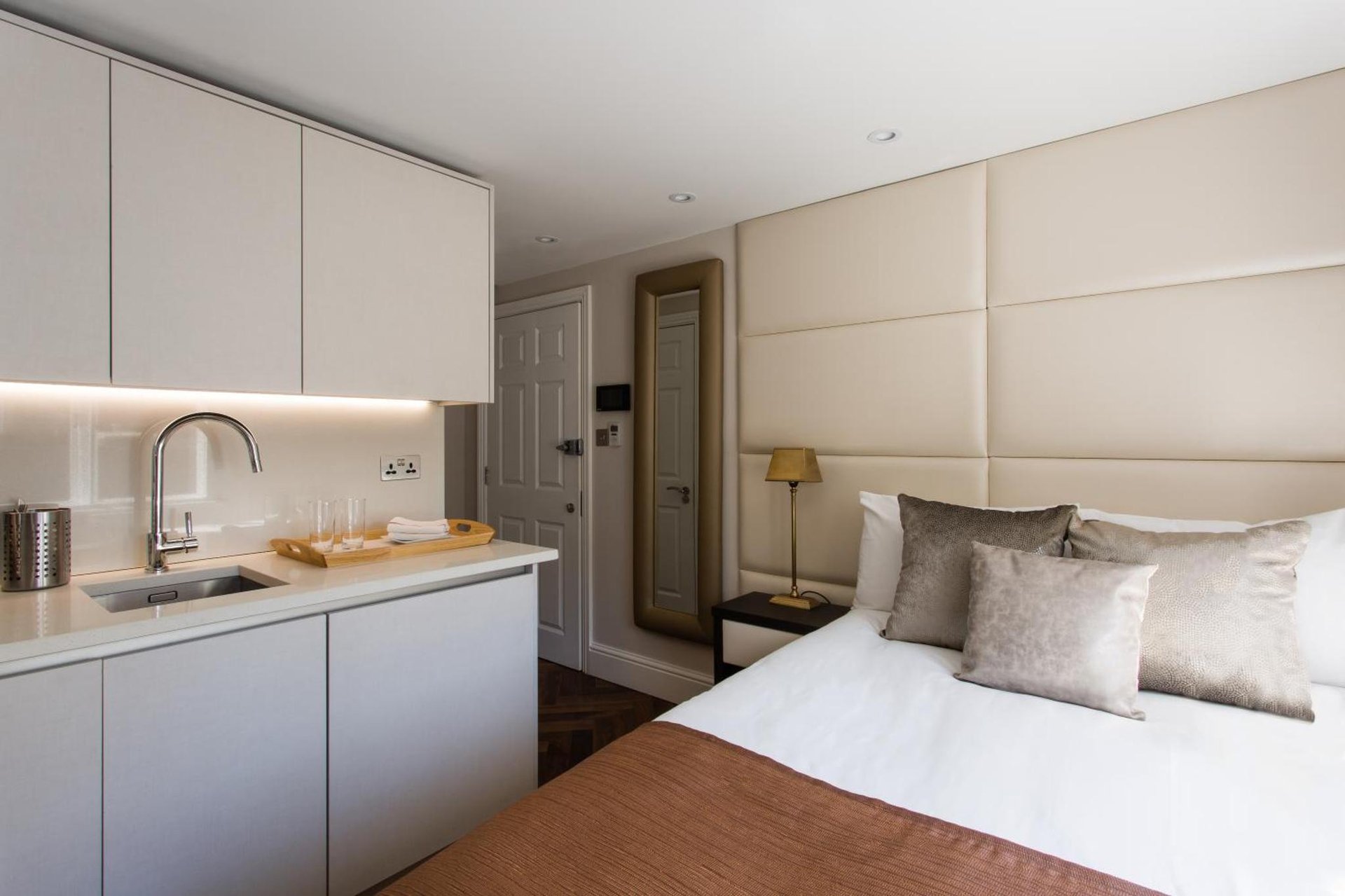 Baker Street by Viridian Apartments photo 1
