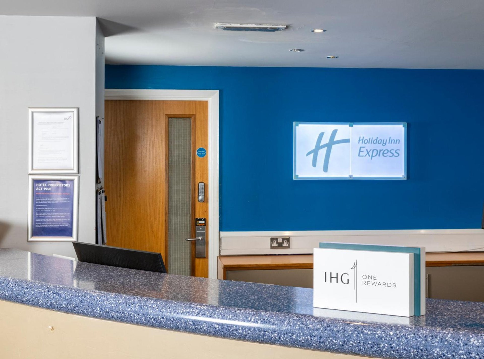Holiday Inn Express London Chingford by IHG photo 2