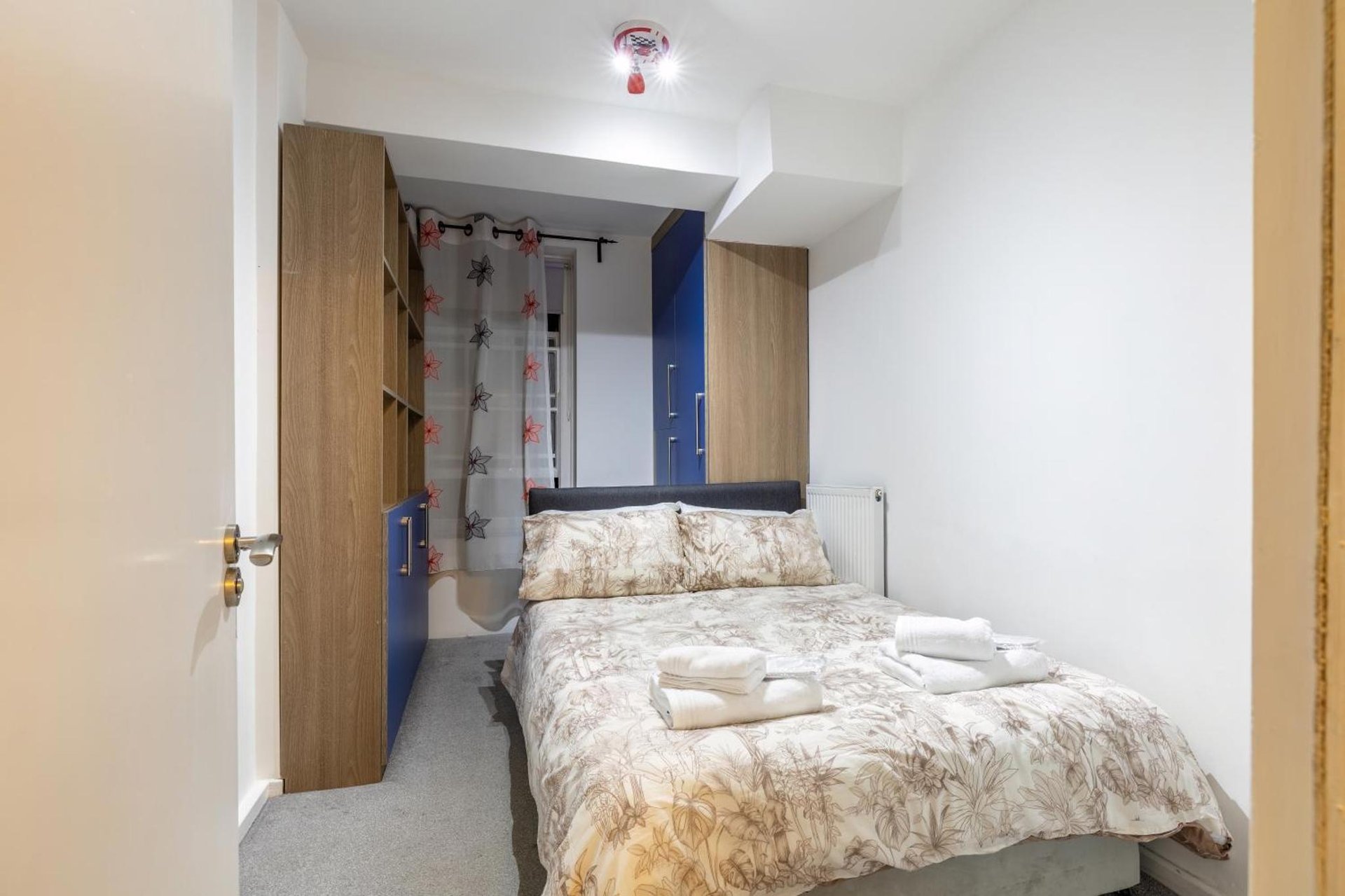 Quiet location in central London, close to Paddington, Regent Park, Lord's Cricket, late check-in photo 1