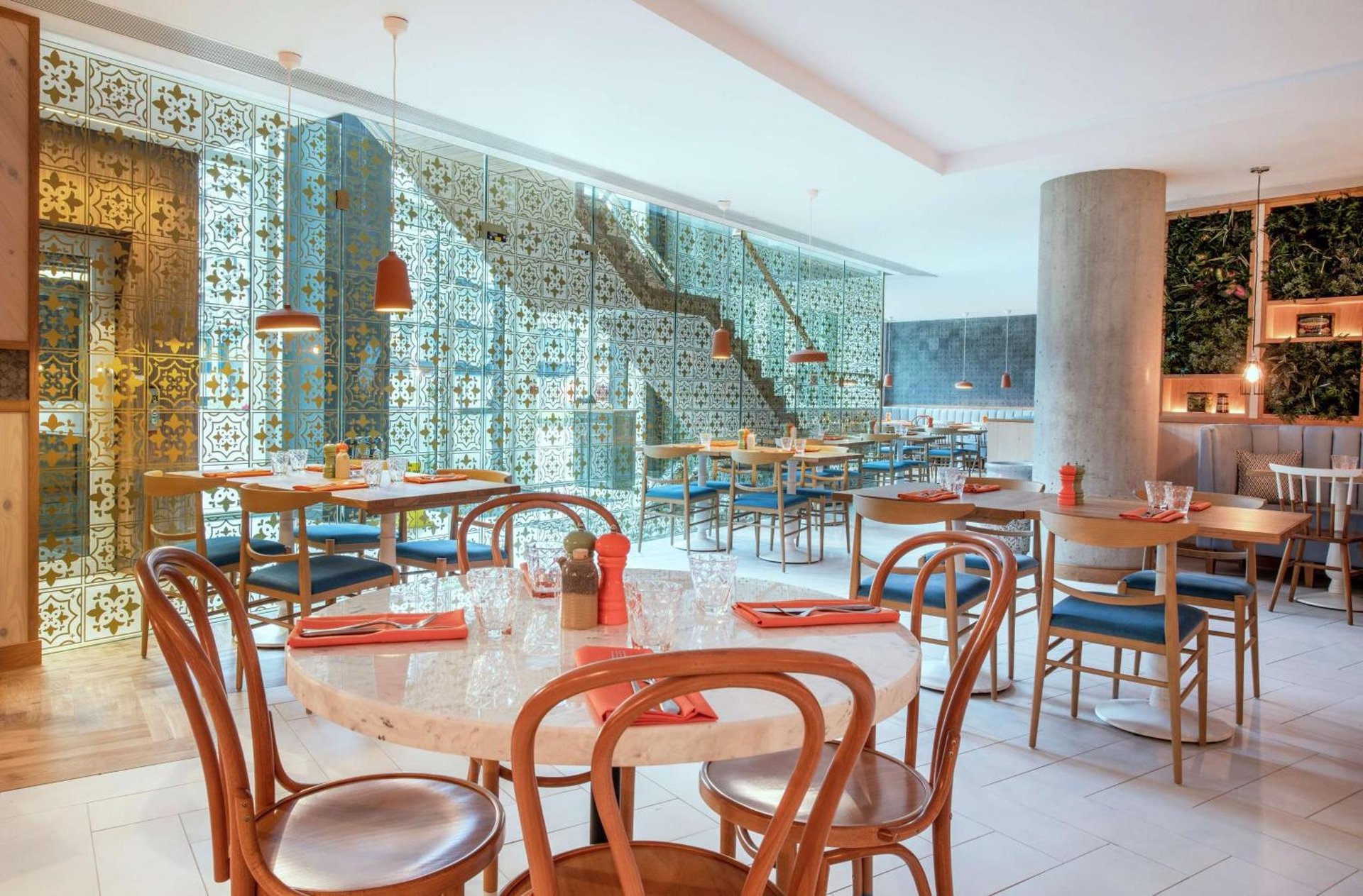 Lincoln Plaza Hotel London, Curio Collection By Hilton photo 4