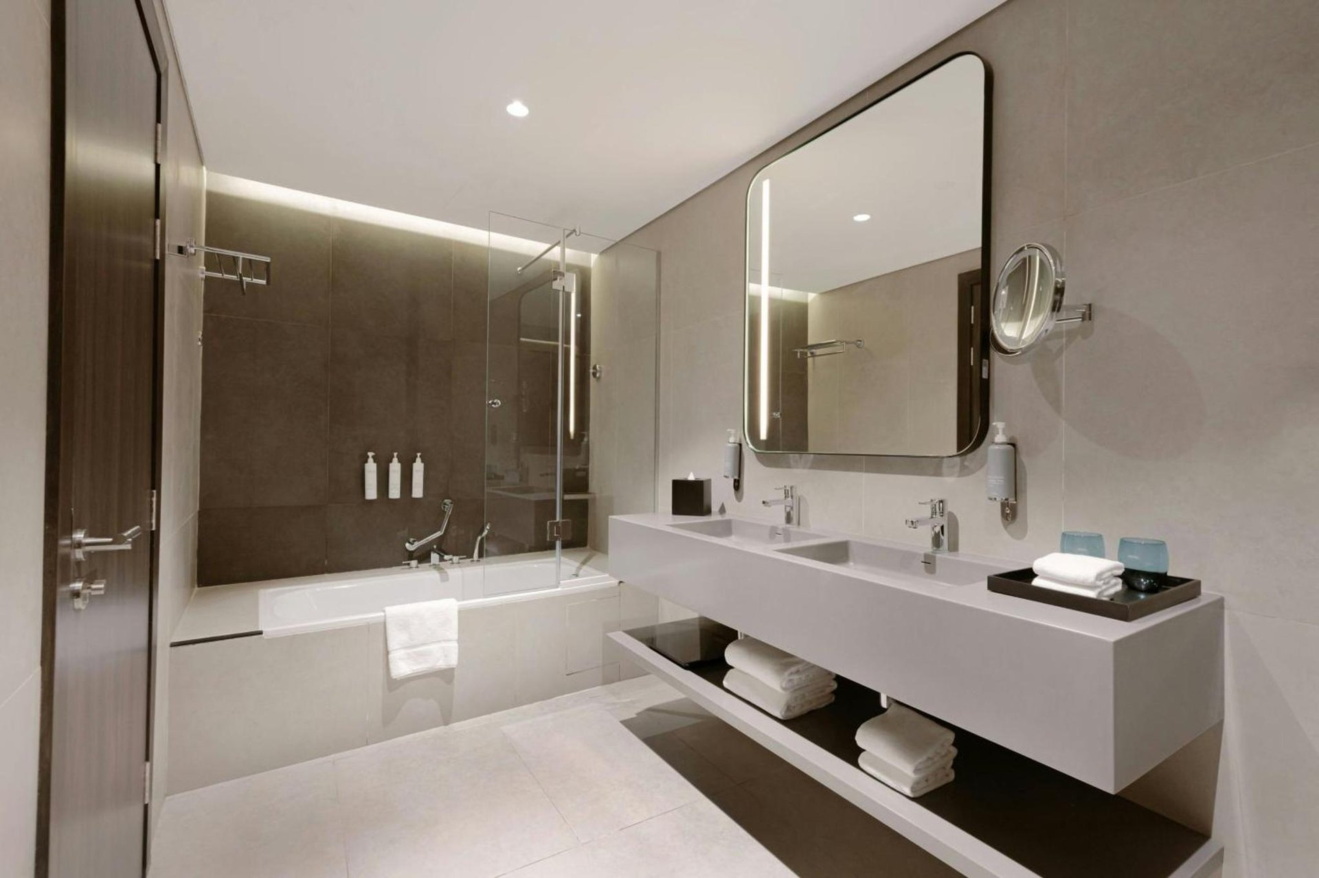 Courtyard by Marriott World Trade Centre, Dubai photo 2