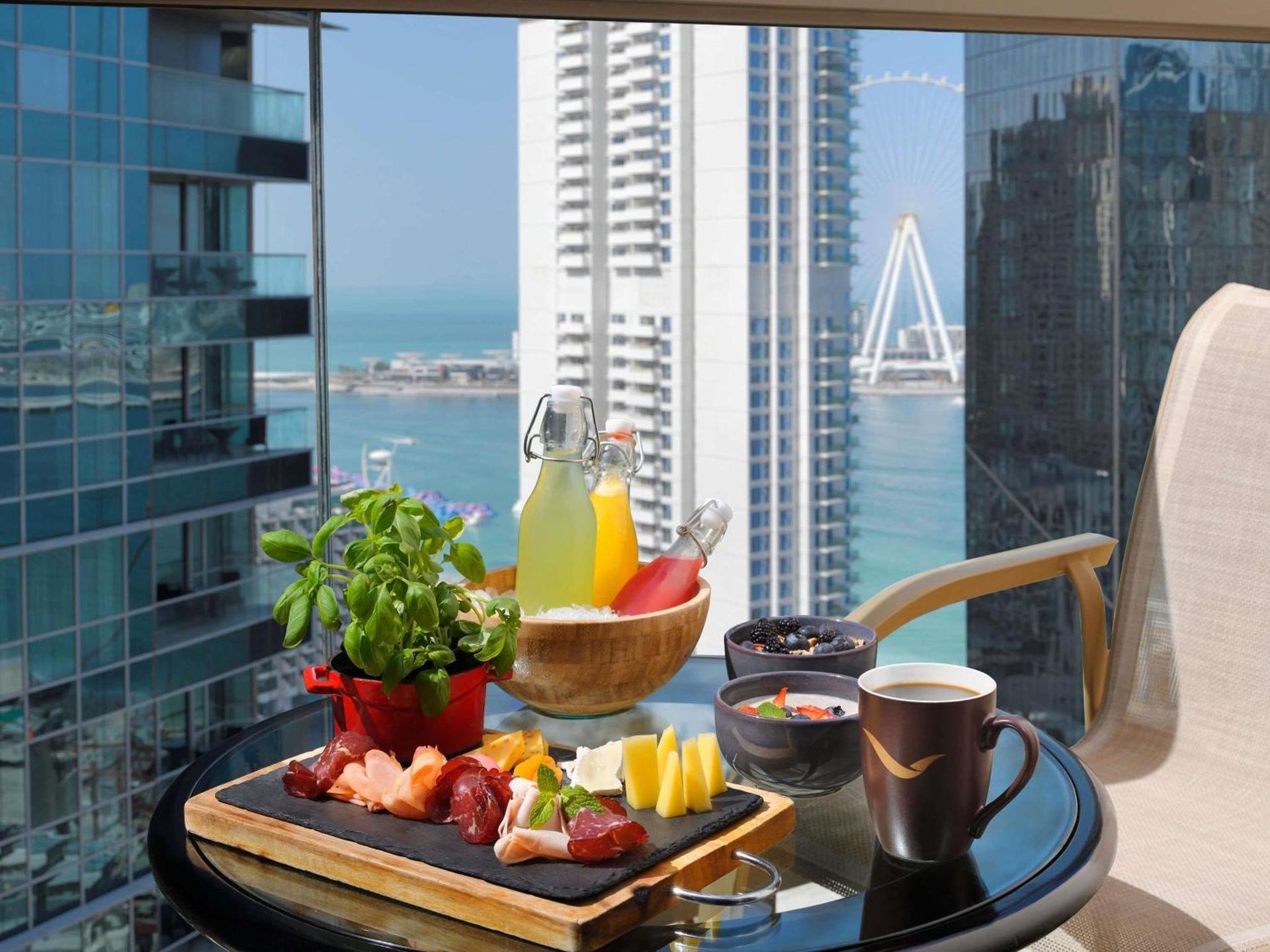 Mövenpick Hotel Jumeirah Beach photo 1