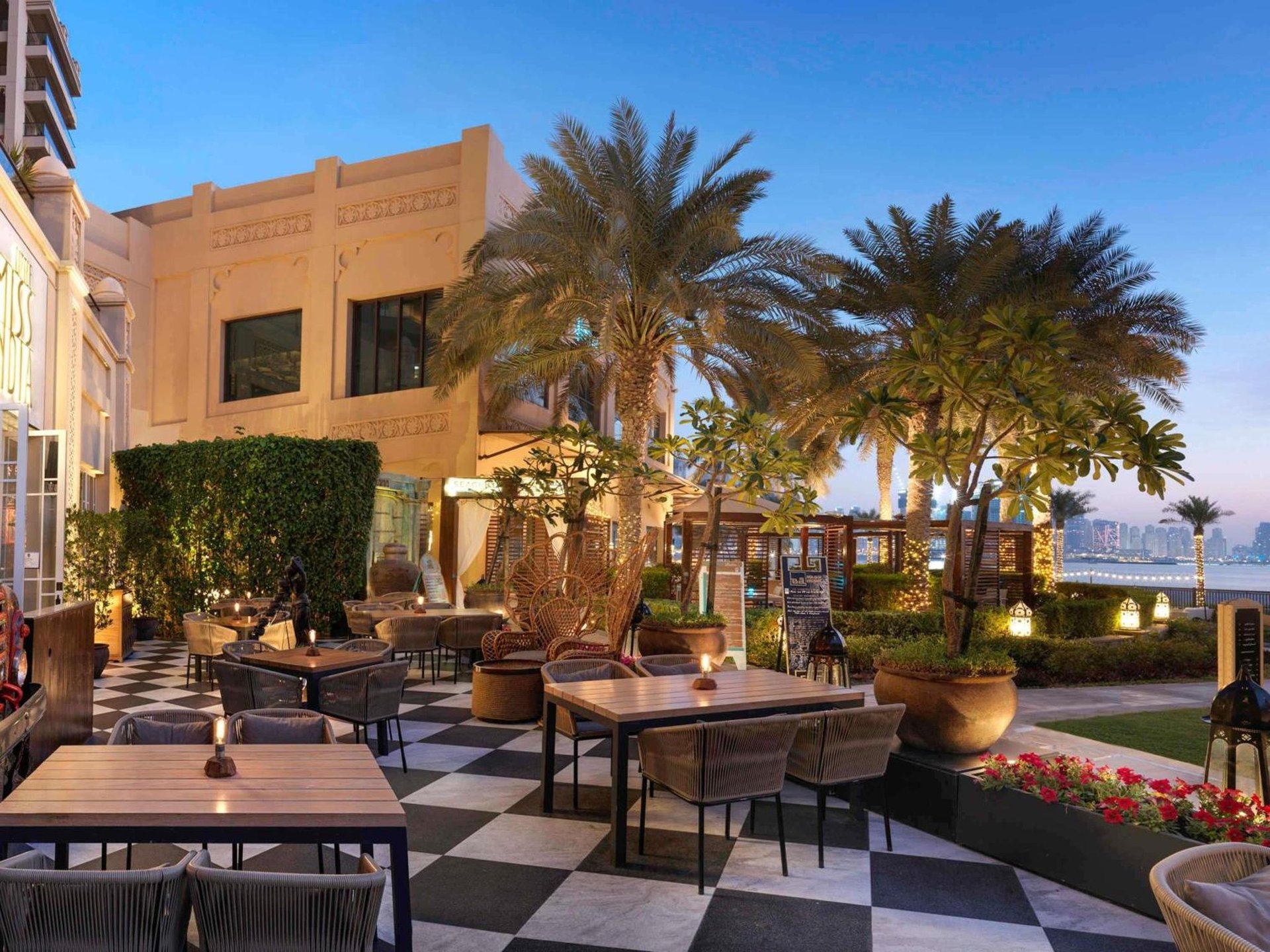 Fairmont The Palm photo 2