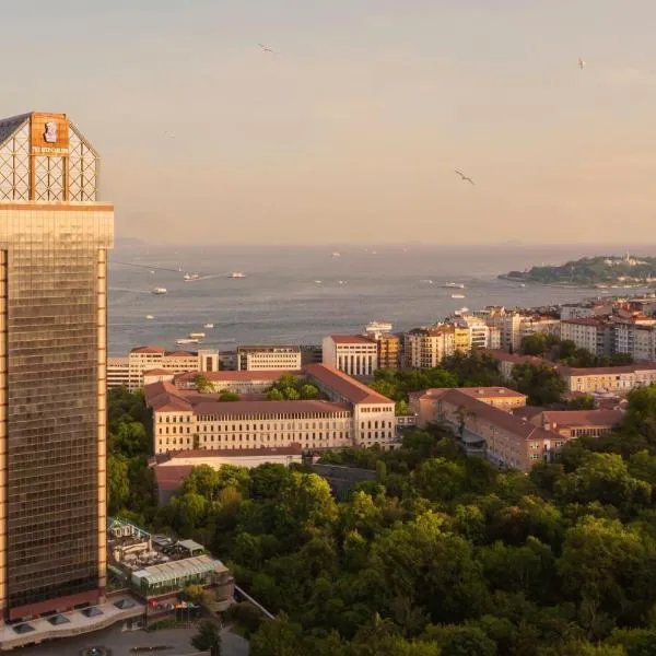 The Ritz-Carlton, Istanbul at the Bosphorus